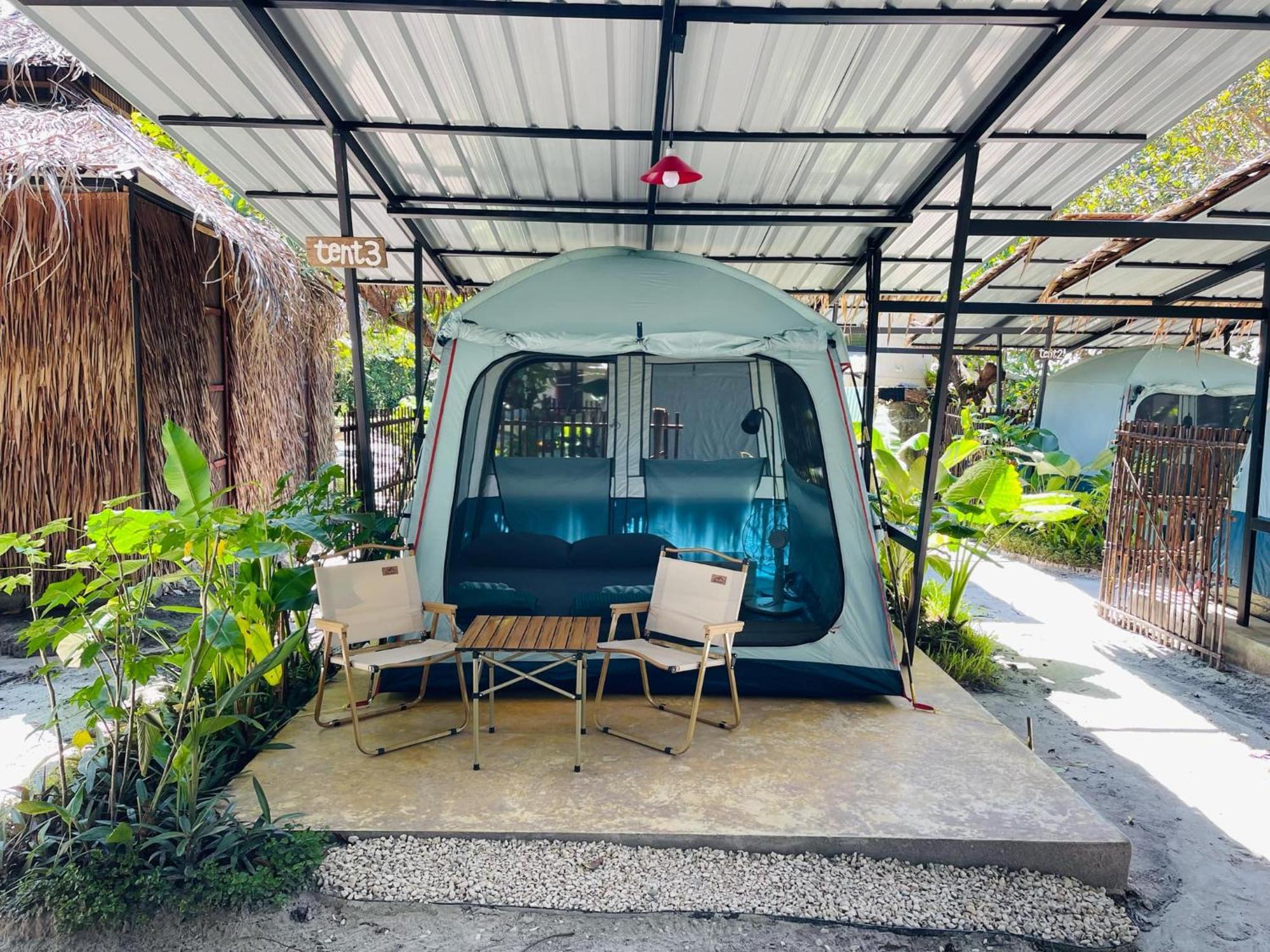 Tropical Hostel Koh Phayam Extérieur photo