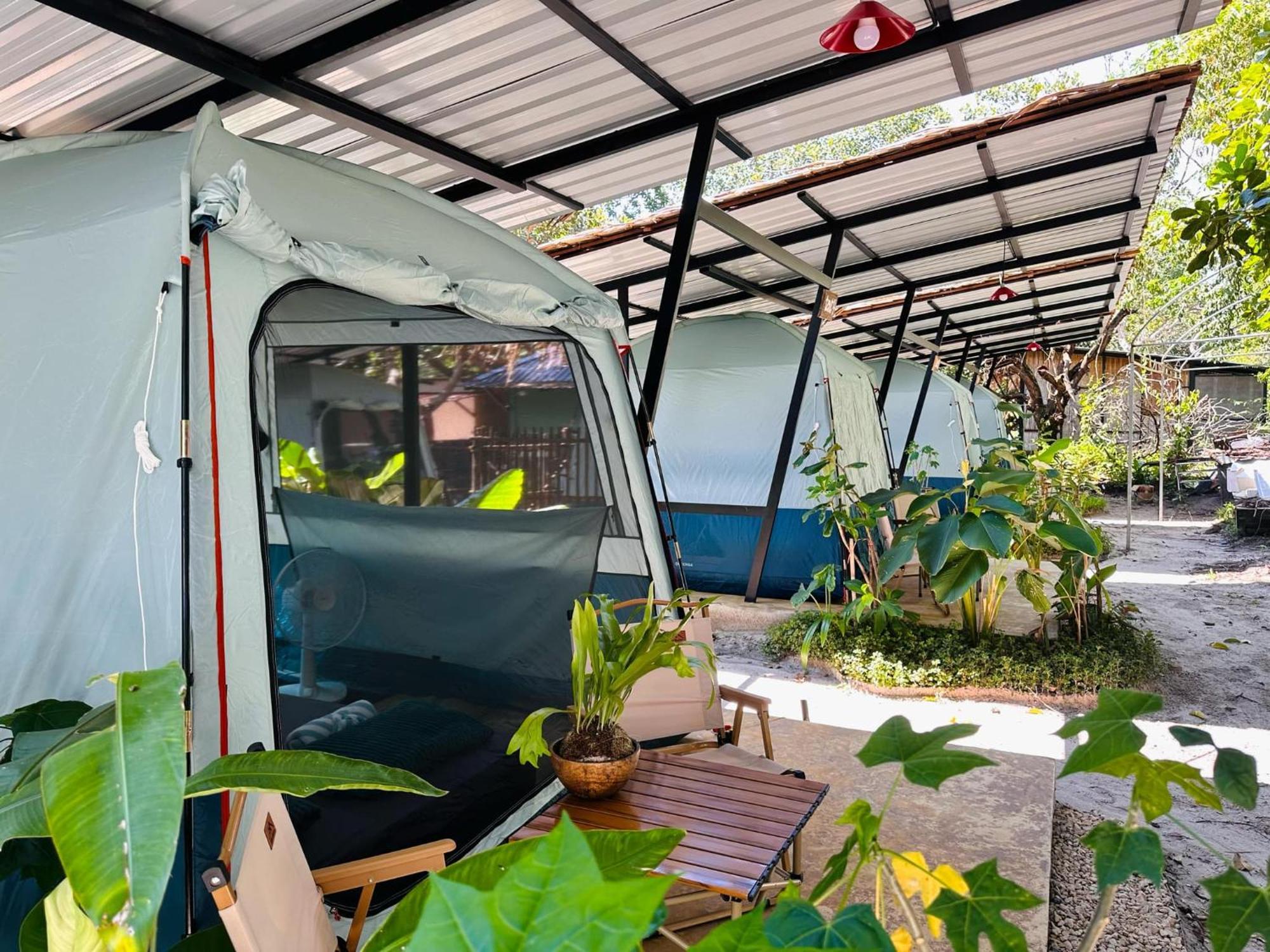Tropical Hostel Koh Phayam Extérieur photo